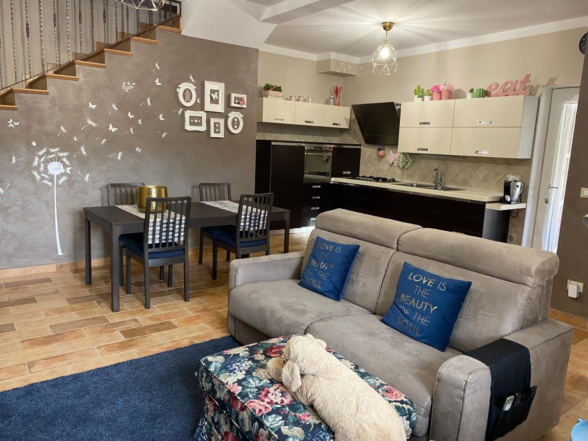 Casa Vacanze Boutique House Casa Mimo San Demetrio ne' Vestini 外观 照片