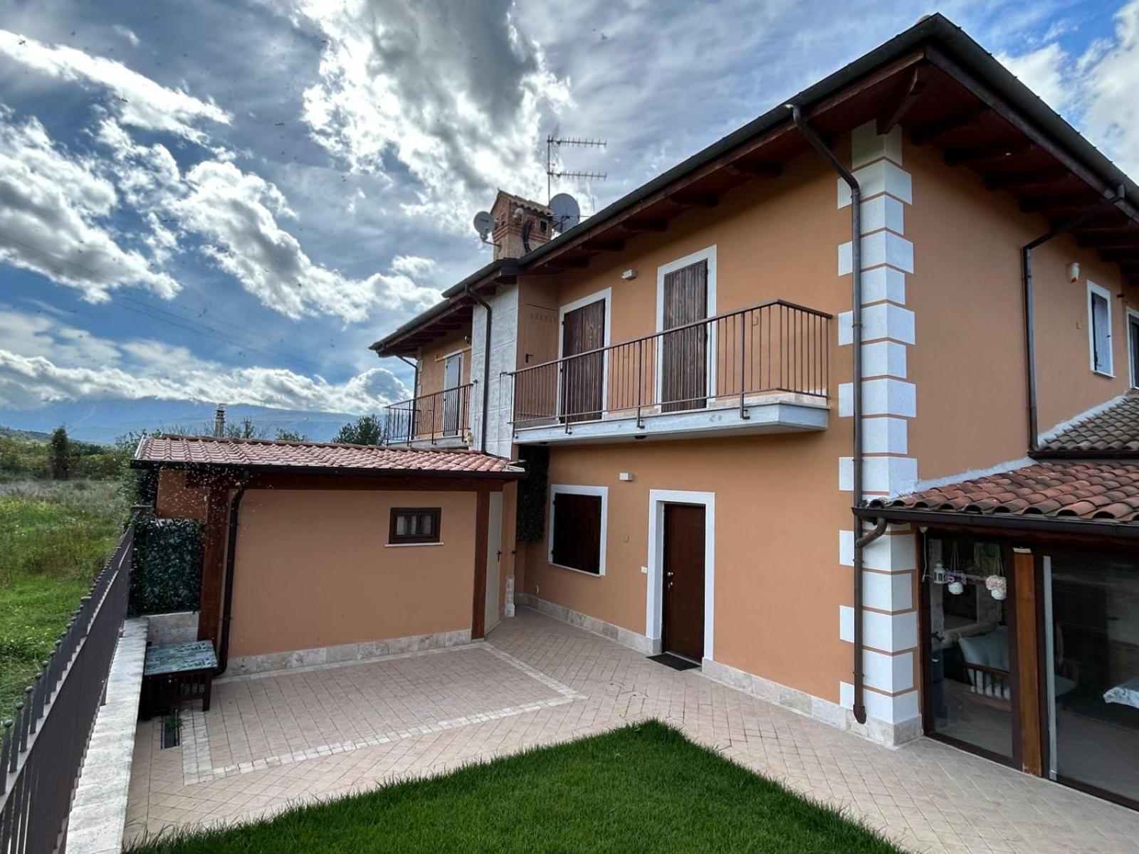 Casa Vacanze Boutique House Casa Mimo San Demetrio ne' Vestini 外观 照片